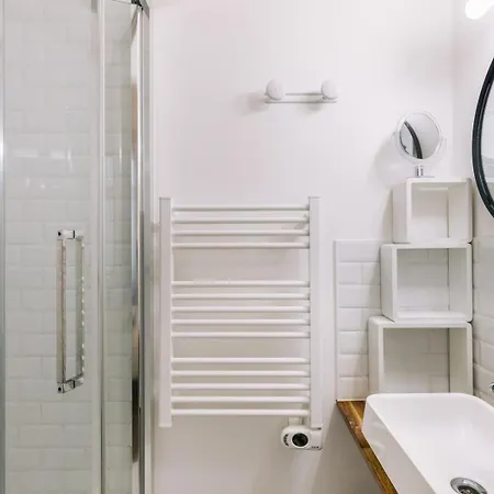 Guestready - Spacieux Et Exquis Dans Le 17eme Apartment Paris