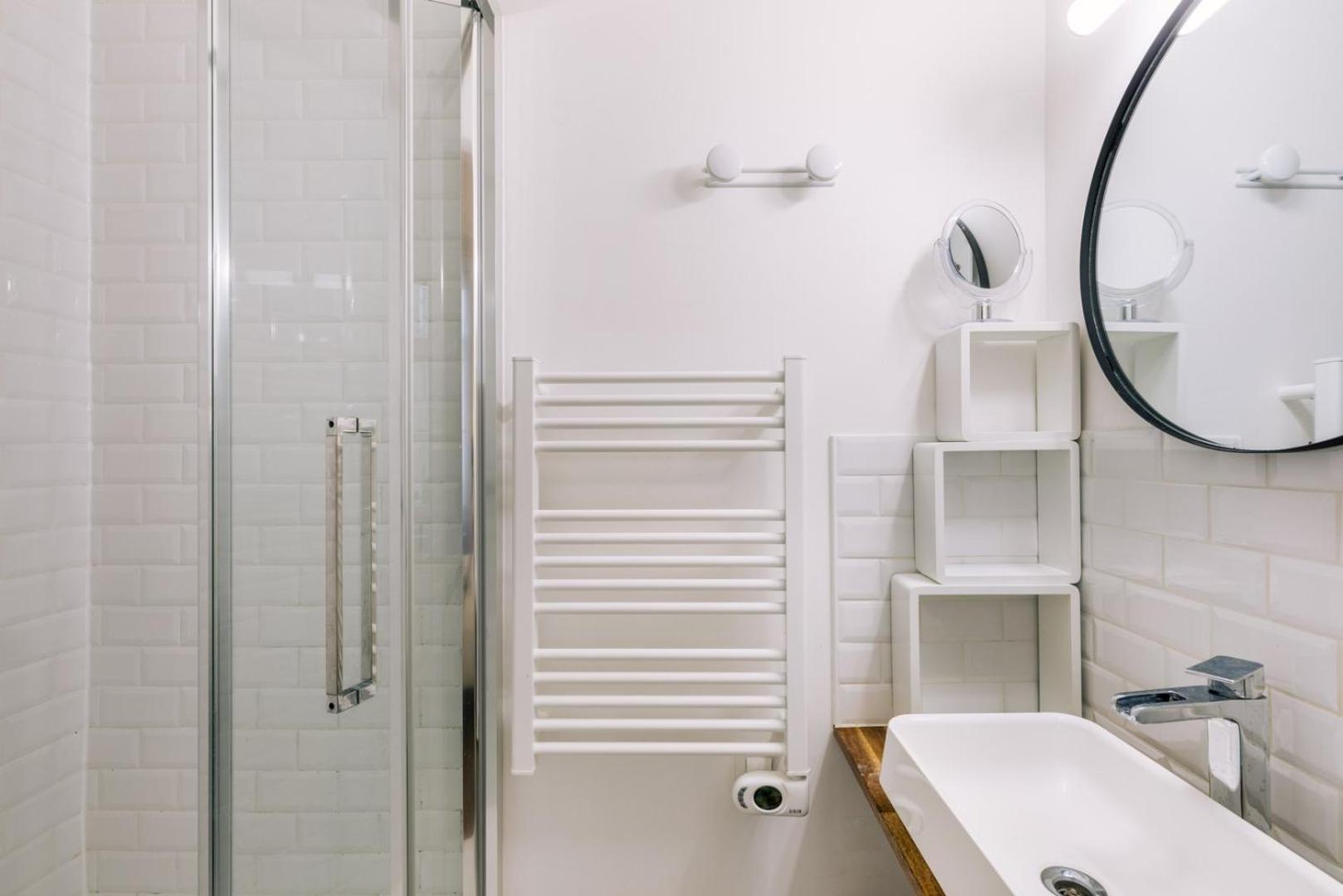 Guestready - Spacieux Et Exquis Dans Le 17eme Appartamento Parigi